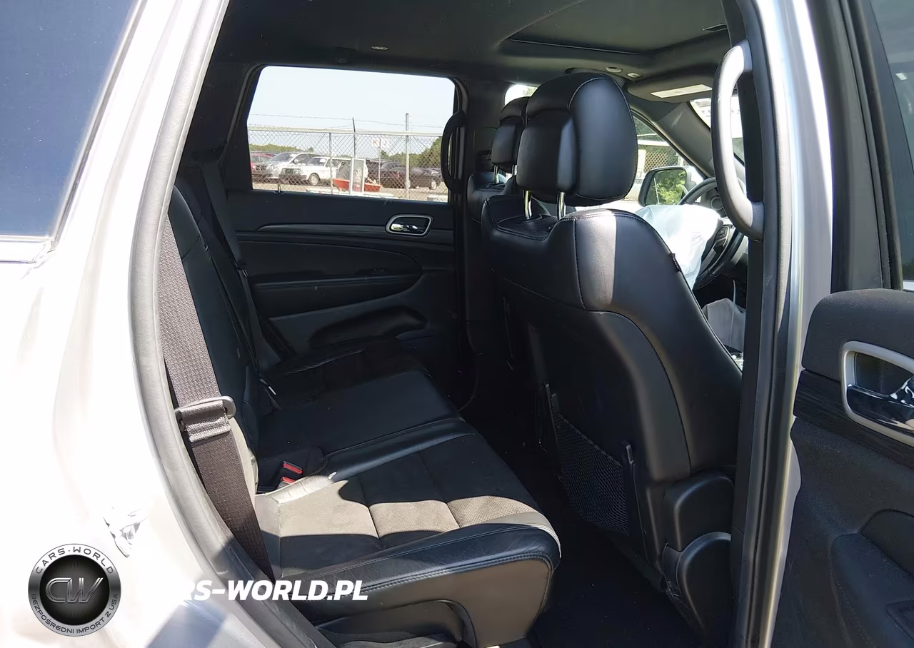 2021 Jeep Grand Cherokee Laredo X 4X4 VIN:1C4RJFAG6MC631097 - 8
