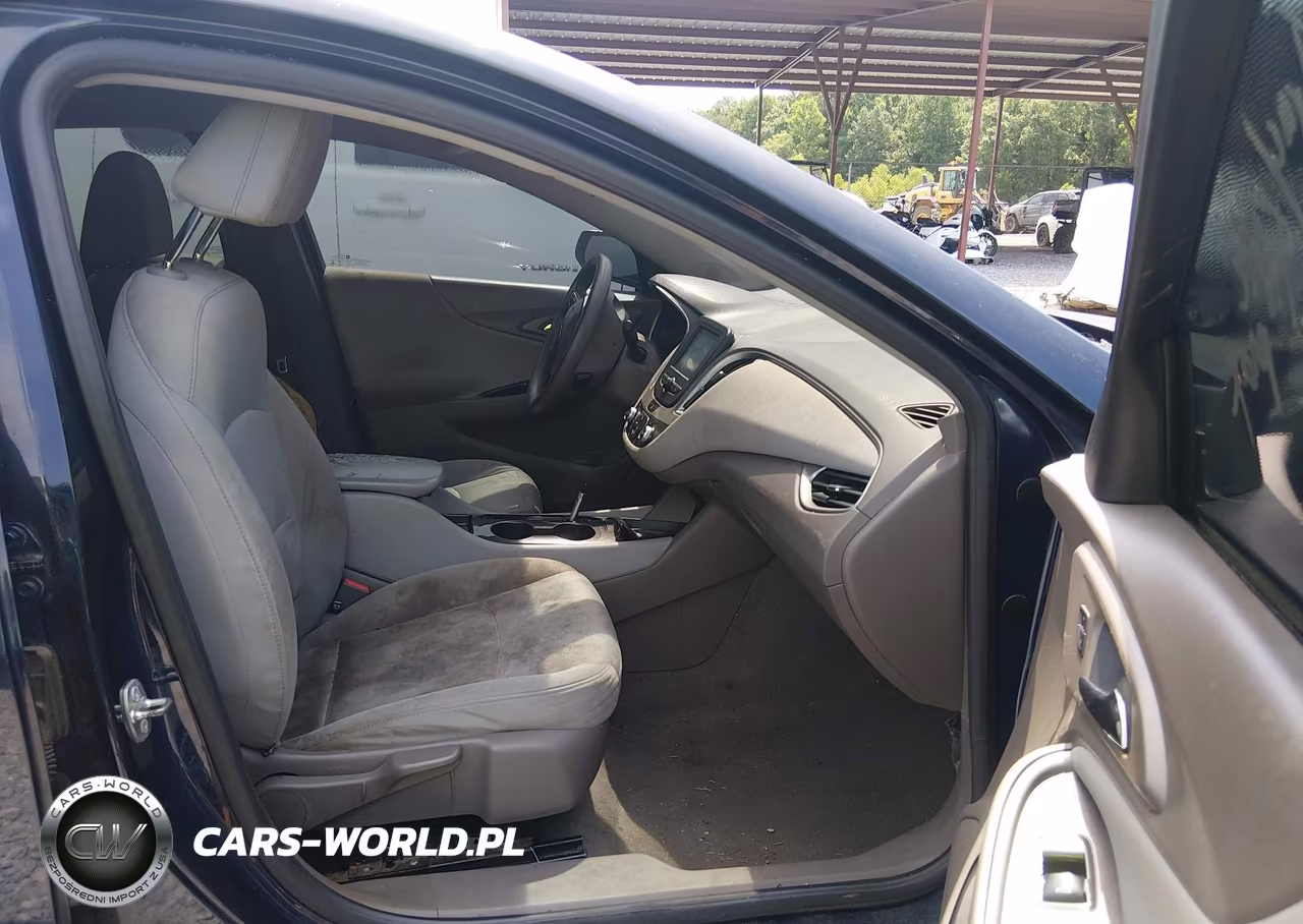 2016 Chevrolet Malibu Ls VIN:1G1ZB5ST7GF350957 - 5