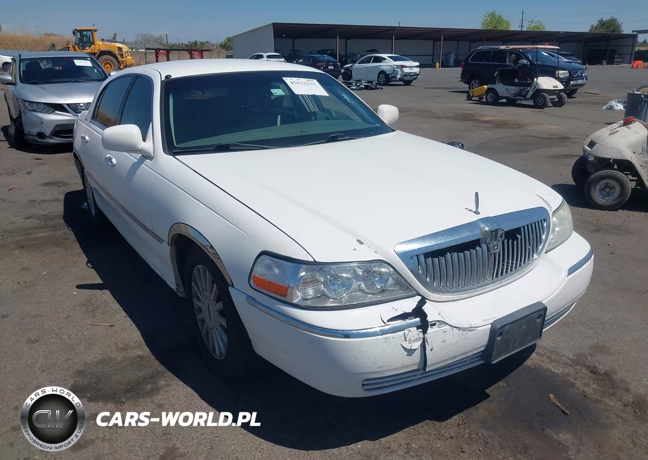 2005 Lincoln Town Car Signature – zdjęcie 1 z 16