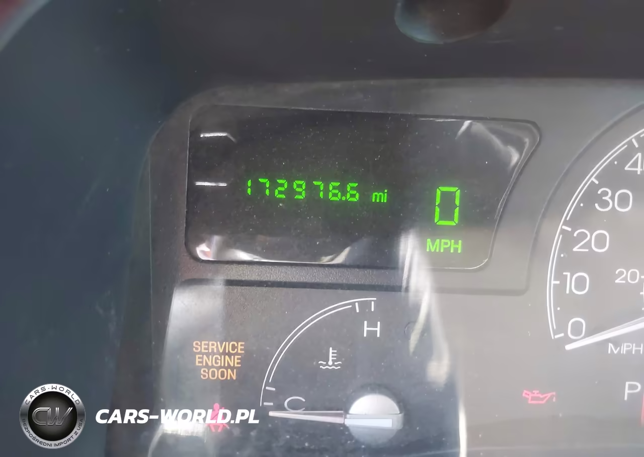2005 Lincoln Town Car Signature VIN:1LNHM81W95Y634047 - 15