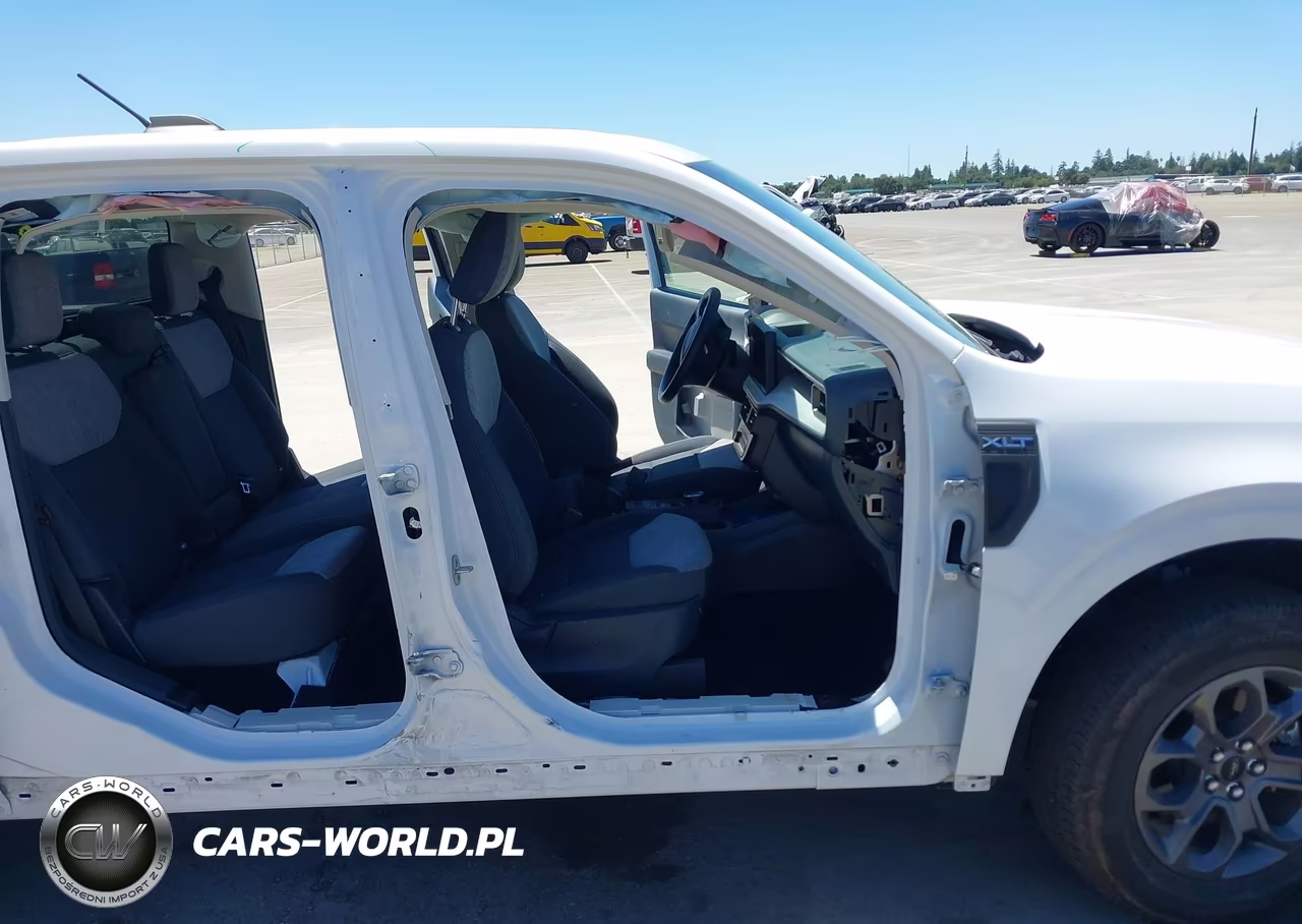 2025 Ford Maverick Xlt VIN:3FTTW8H35SRB02874 - 5