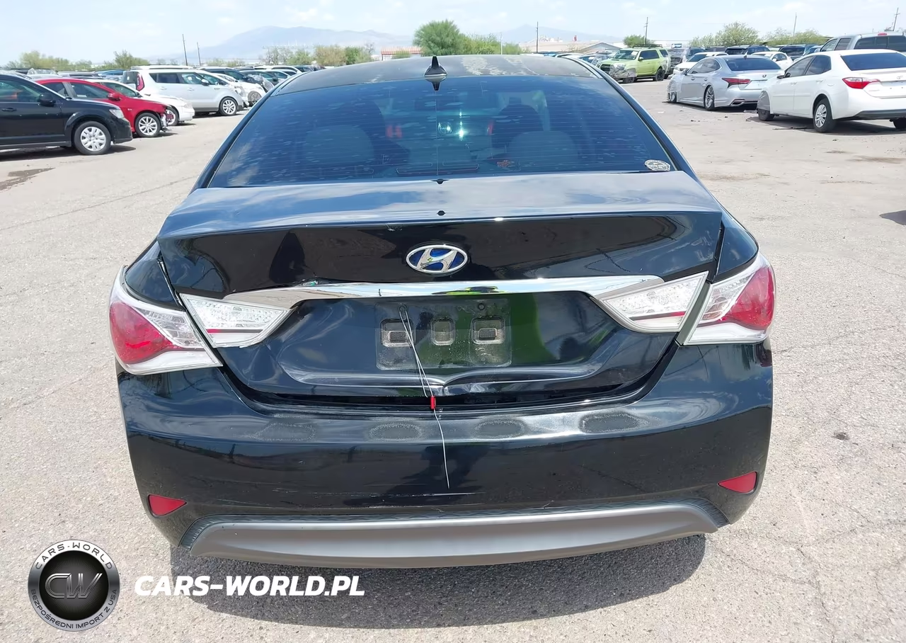 2012 Hyundai Sonata Hybrid VIN:KMHEC4A49CA045275 - 16