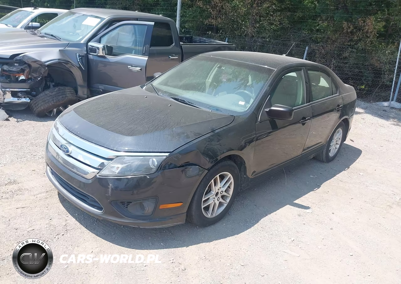 2012 Ford Fusion S VIN:3FAHP0GA9CR210782 - 2
