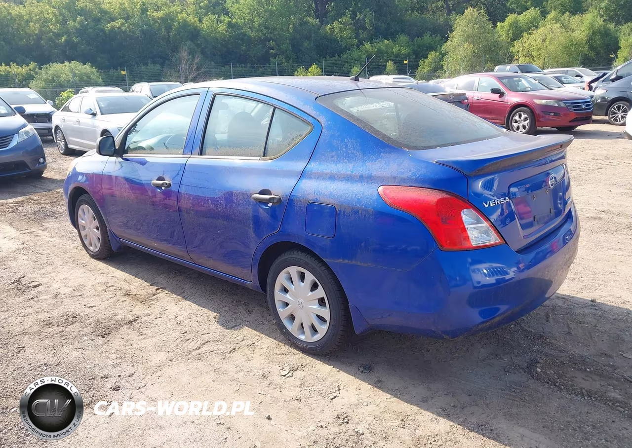 2014 Nissan Versa 1.6 S+ VIN:3N1CN7AP9EL811103 - 3