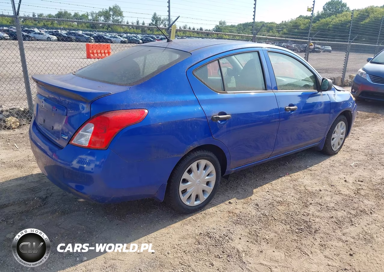 2014 Nissan Versa 1.6 S+ VIN:3N1CN7AP9EL811103 - 4