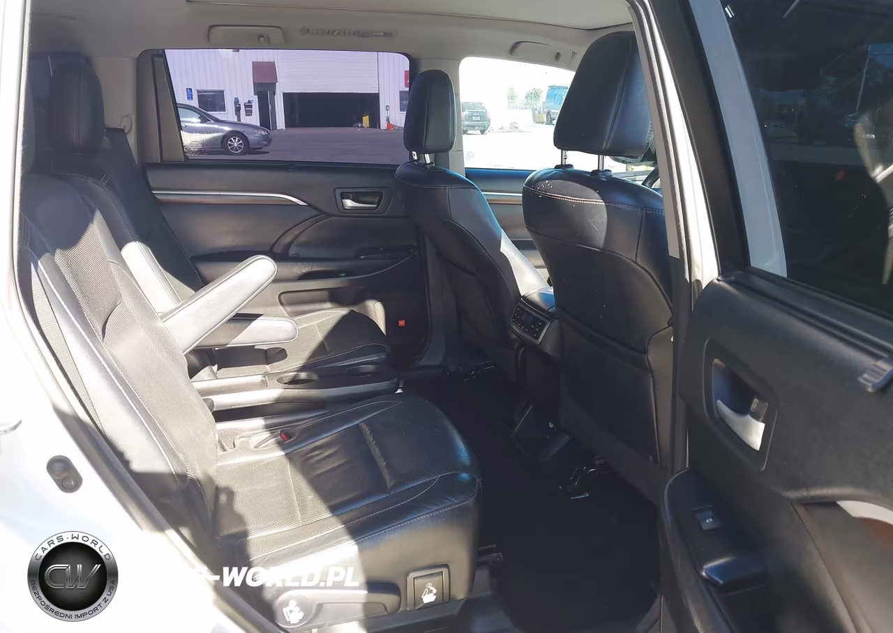 2016 Toyota Highlander Limited Platinum V6 VIN:5TDYKRFH2GS184055 - 8