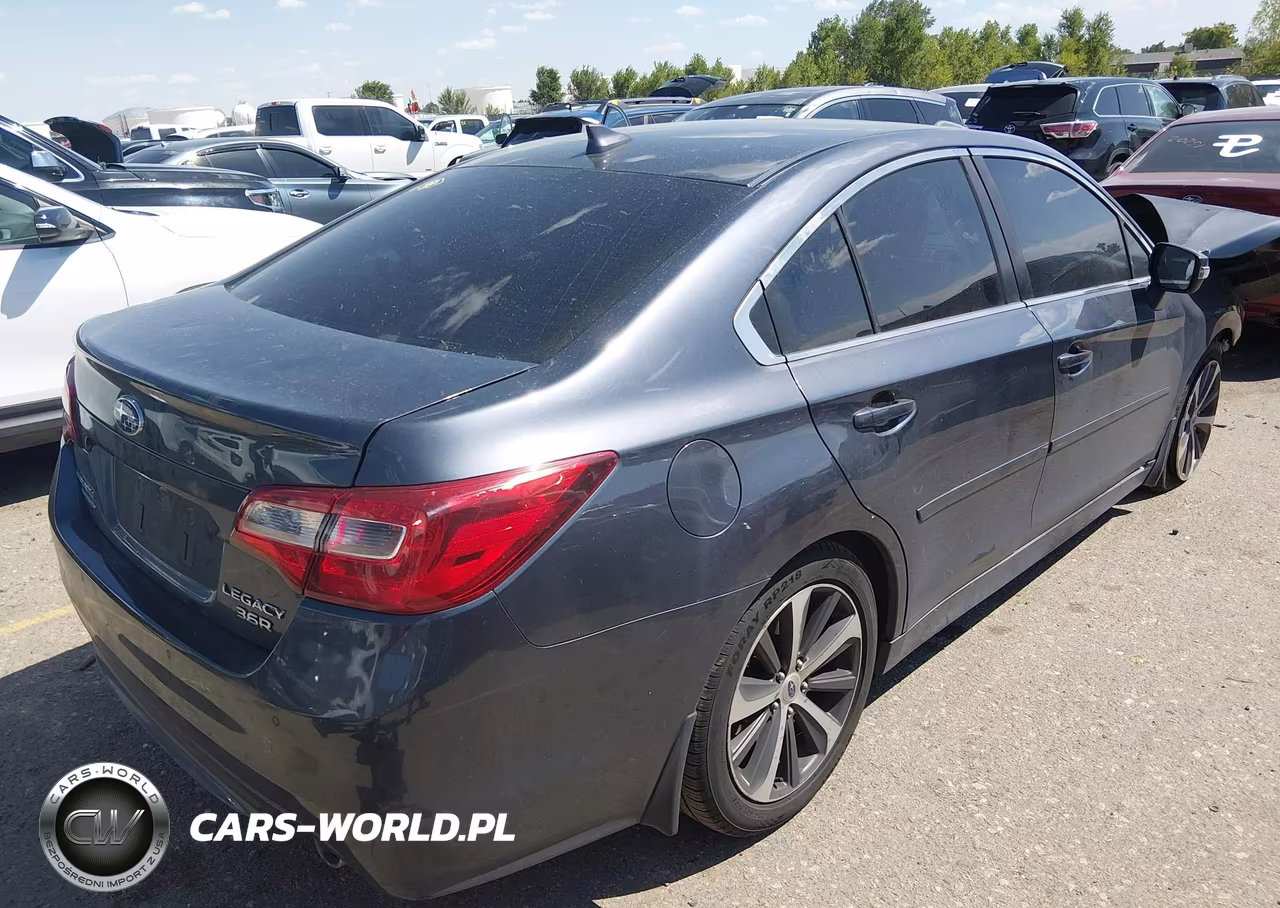 2017 Subaru Legacy 3.6R Limited VIN:4S3BNEN6XH3066683 - 4