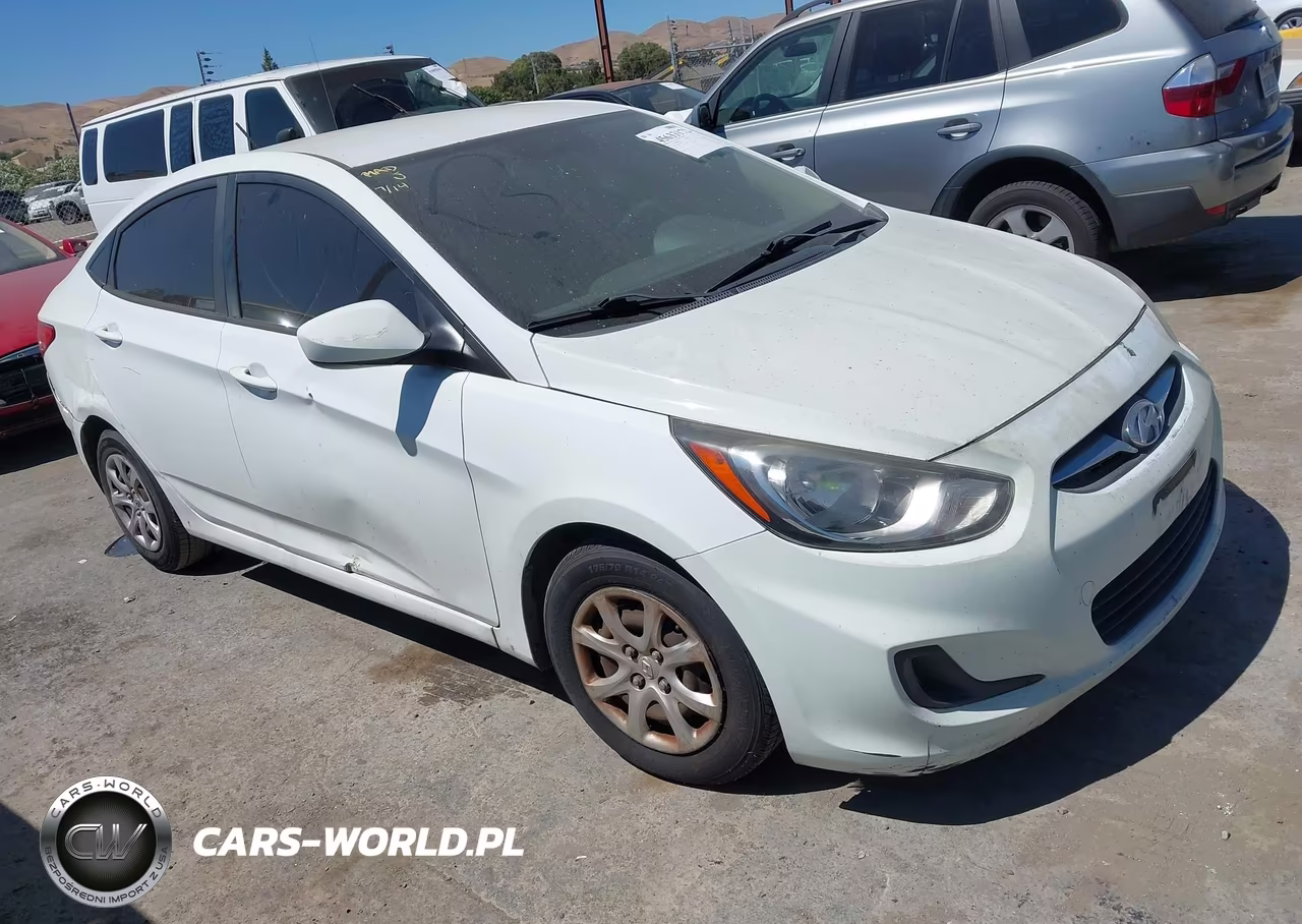 2014 Hyundai Accent Gls – zdjęcie 1 z 12