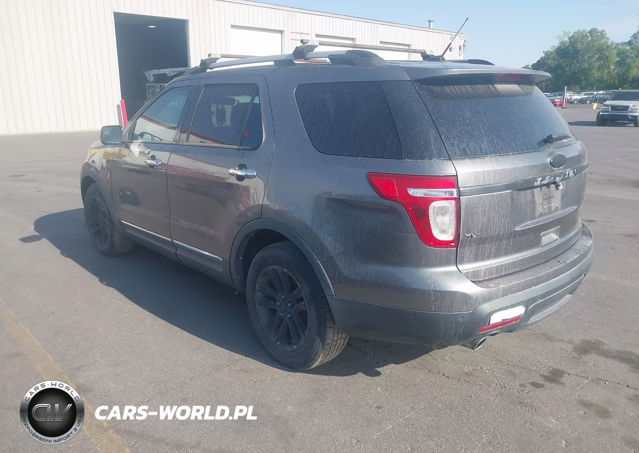 2012 Ford Explorer Xlt VIN:1FMHK7D88CGA48813 - 3