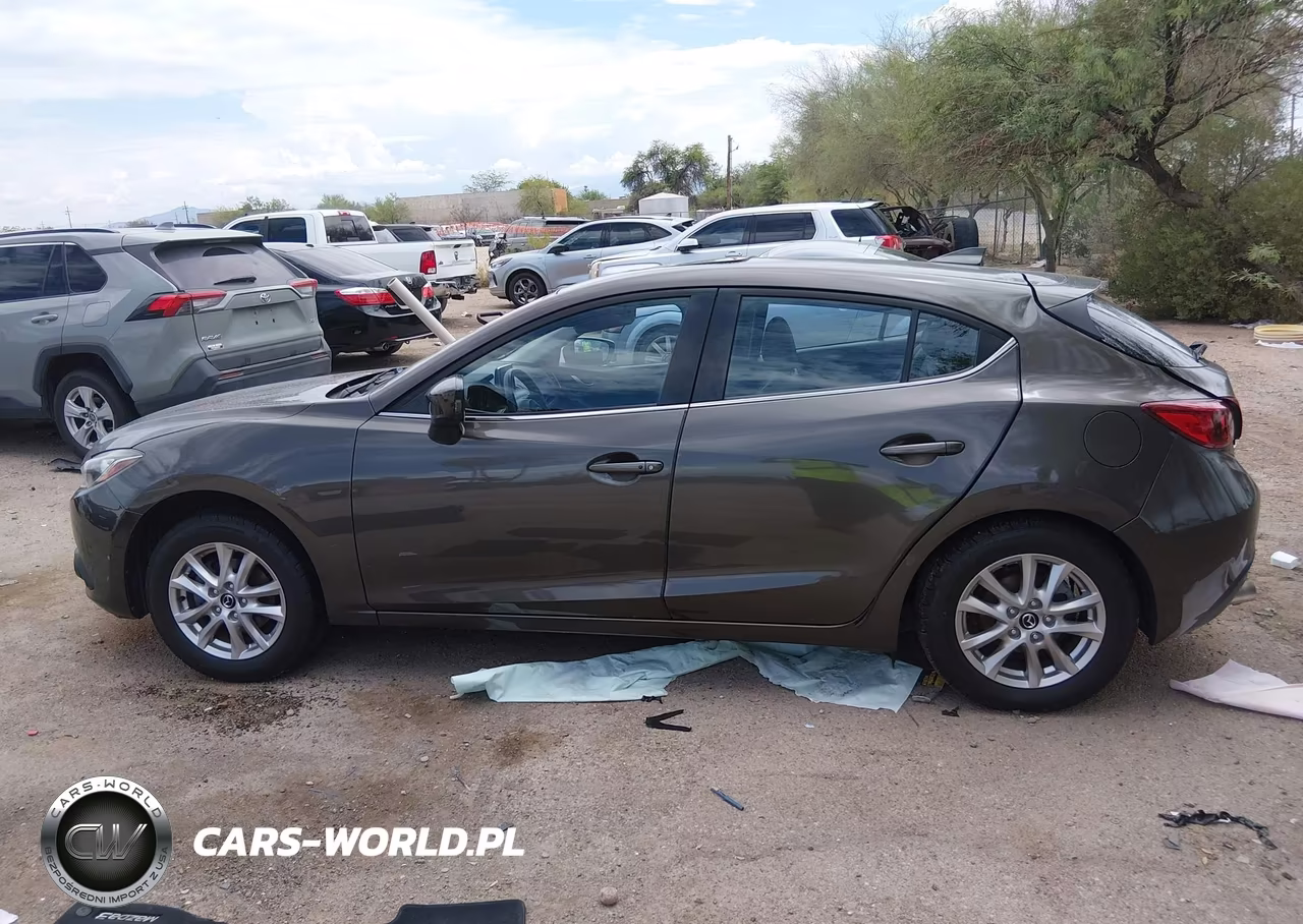 2015 Mazda Mazda3 I Grand Touring VIN:JM1BM1M71F1274529 - 13