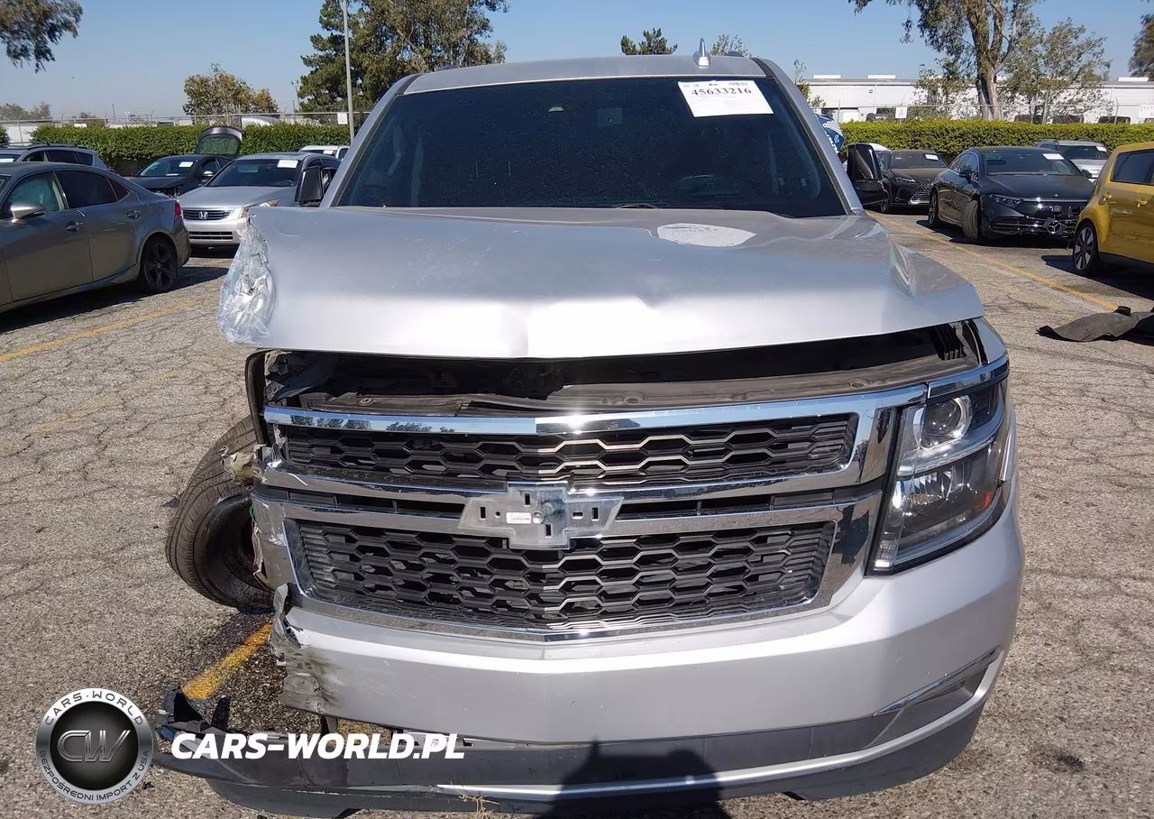 2017 Chevrolet Suburban Lt VIN:1GNSKHKC8HR204522 - 13