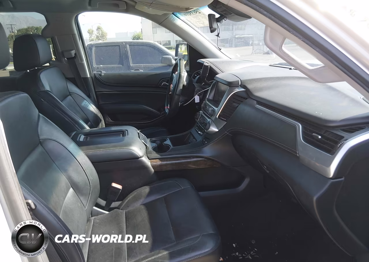 2017 Chevrolet Suburban Lt VIN:1GNSKHKC8HR204522 - 5