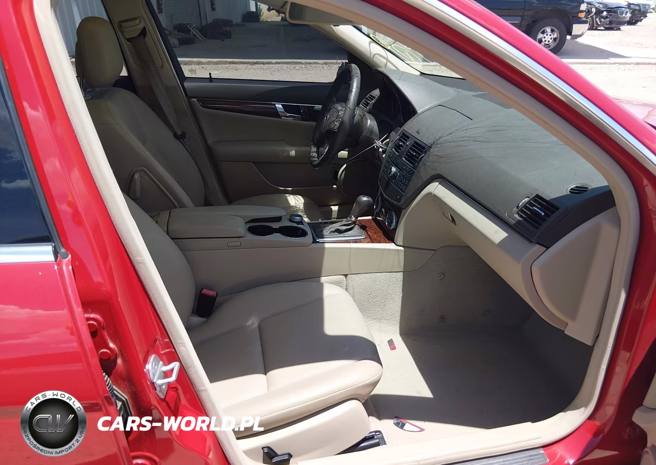 2011 Mercedes-Benz C 300 Sport 4Matic VIN:WDDGF8BB2BR146494 - 5