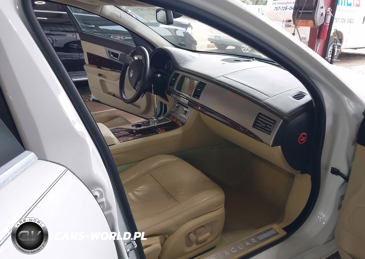 2011 Jaguar Xf VIN:SAJWA0FBXBLR87547 - 5