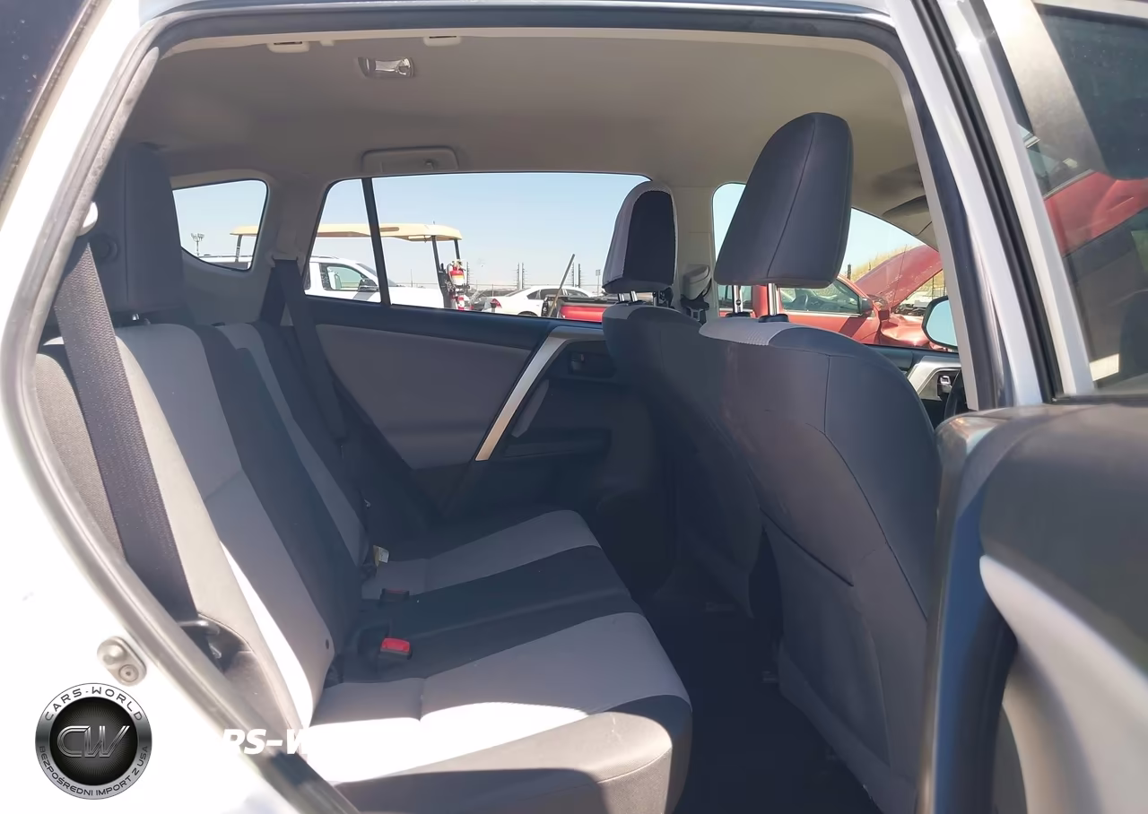 2015 Toyota Rav4 Le VIN:JTMZFREV3FD078644 - 8