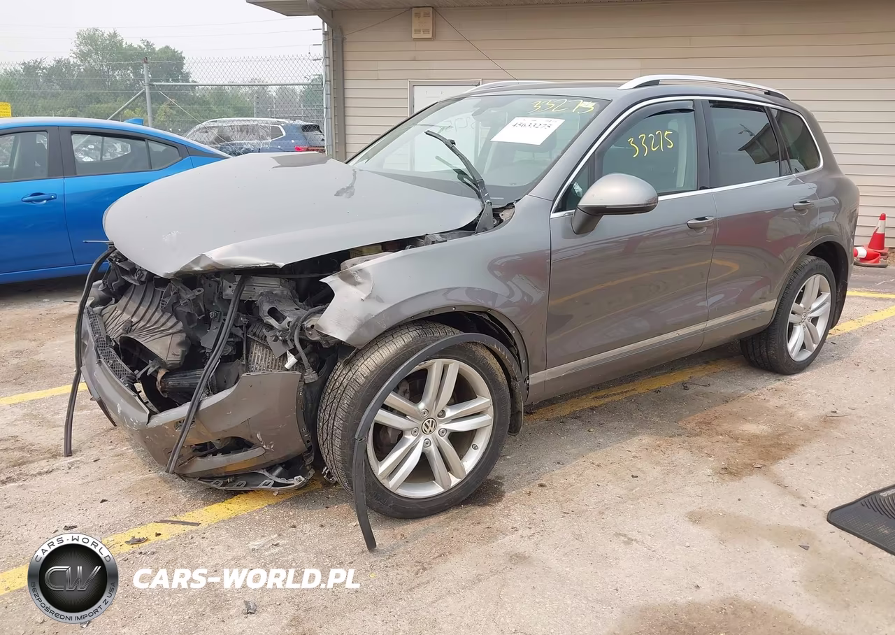2013 Volkswagen Touareg Tdi Executive VIN:WVGEP9BP2DD005999 - 2