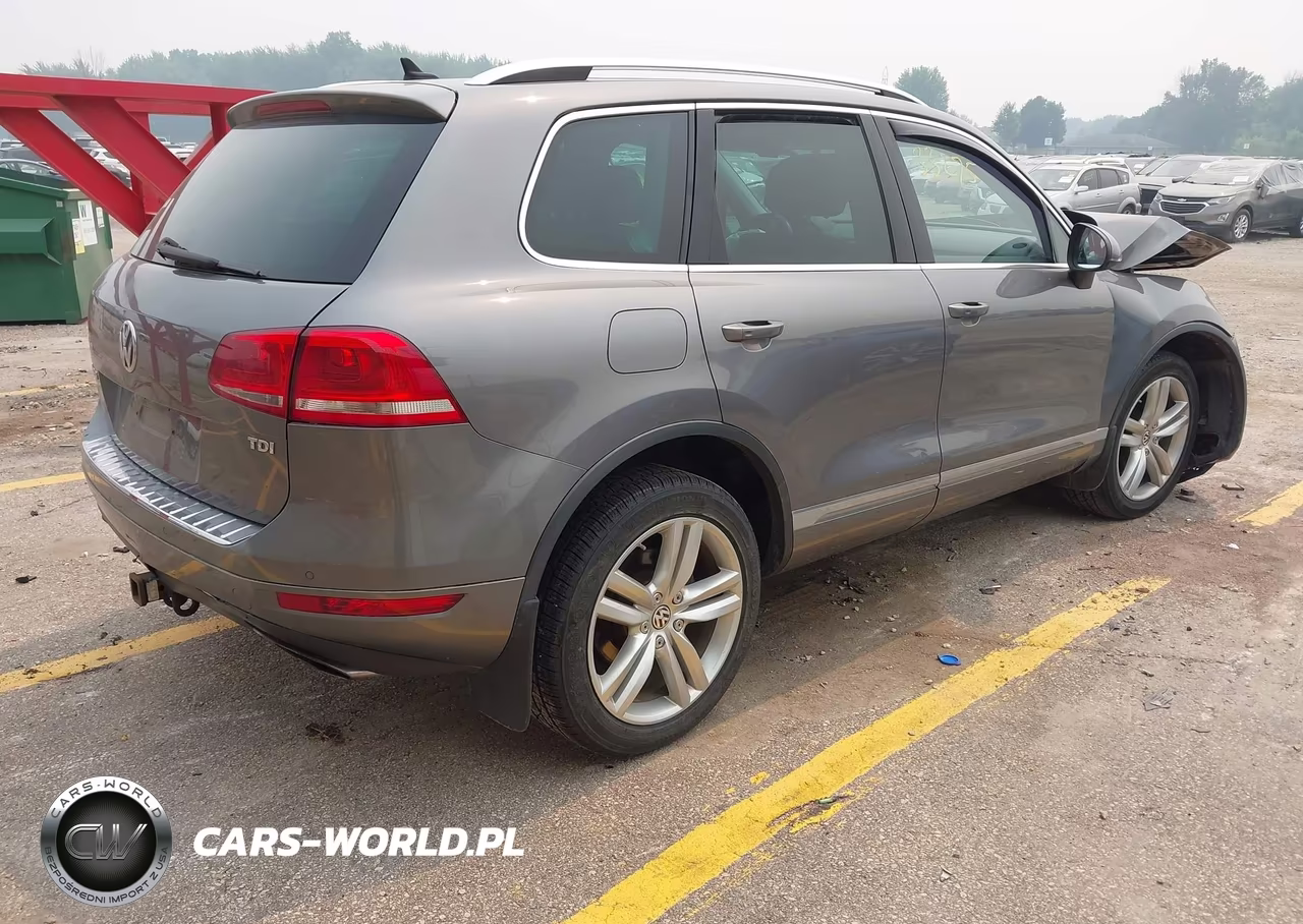 2013 Volkswagen Touareg Tdi Executive VIN:WVGEP9BP2DD005999 - 4