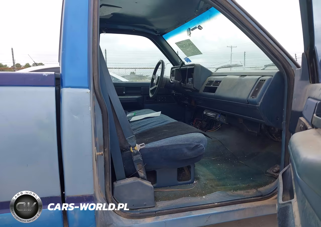 1988 Chevrolet Gmt-400 C1500 VIN:1GCDC14K3JZ247424 - 8