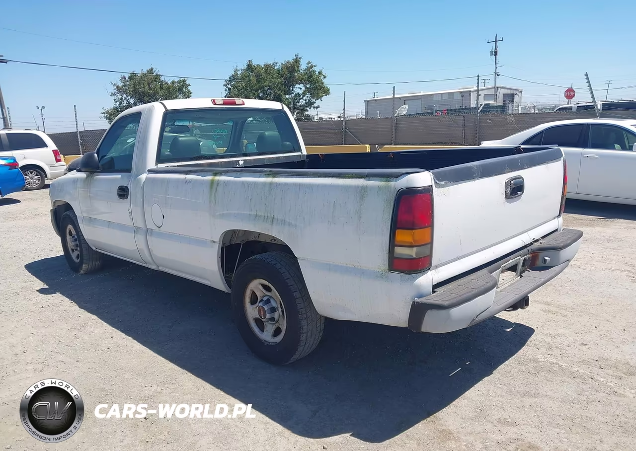 2004 GMC Sierra 1500 Work Truck VIN:1GTEC14V84Z900042 - 3