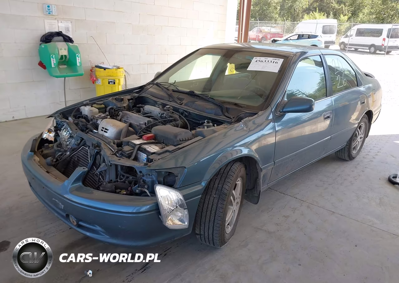 2000 Toyota Camry Le VIN:JT2BG22K7Y0409048 - 2