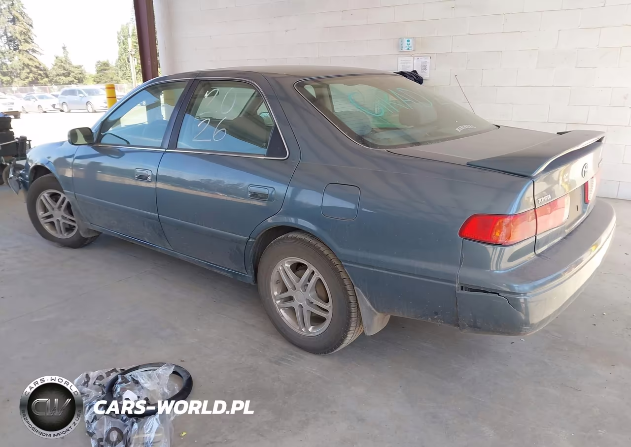 2000 Toyota Camry Le VIN:JT2BG22K7Y0409048 - 3