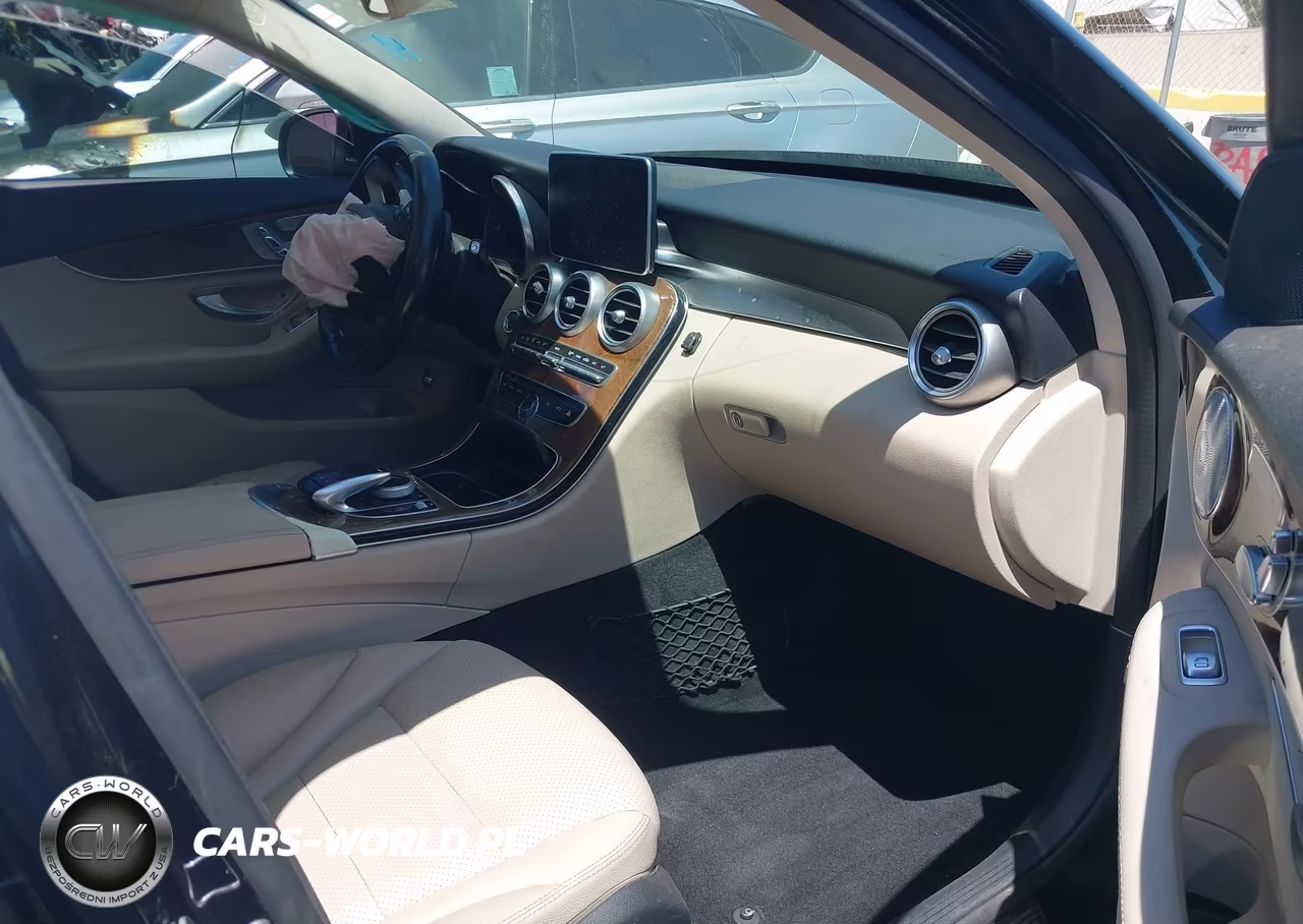 2017 Mercedes-Benz C 300 VIN:55SWF4JB4HU232693 - 5