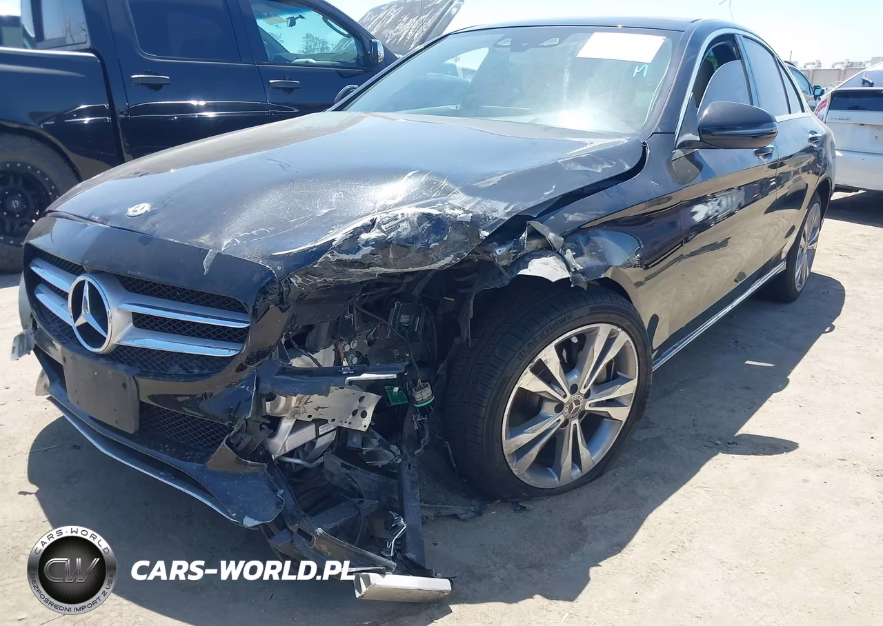 2017 Mercedes-Benz C 300 VIN:55SWF4JB4HU232693 - 6