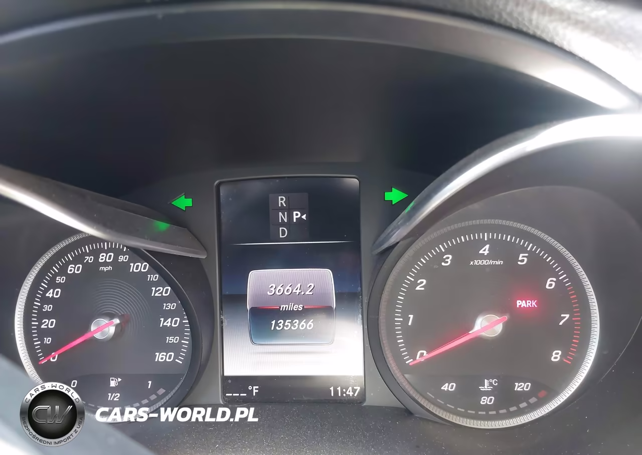 2017 Mercedes-Benz C 300 VIN:55SWF4JB4HU232693 - 7