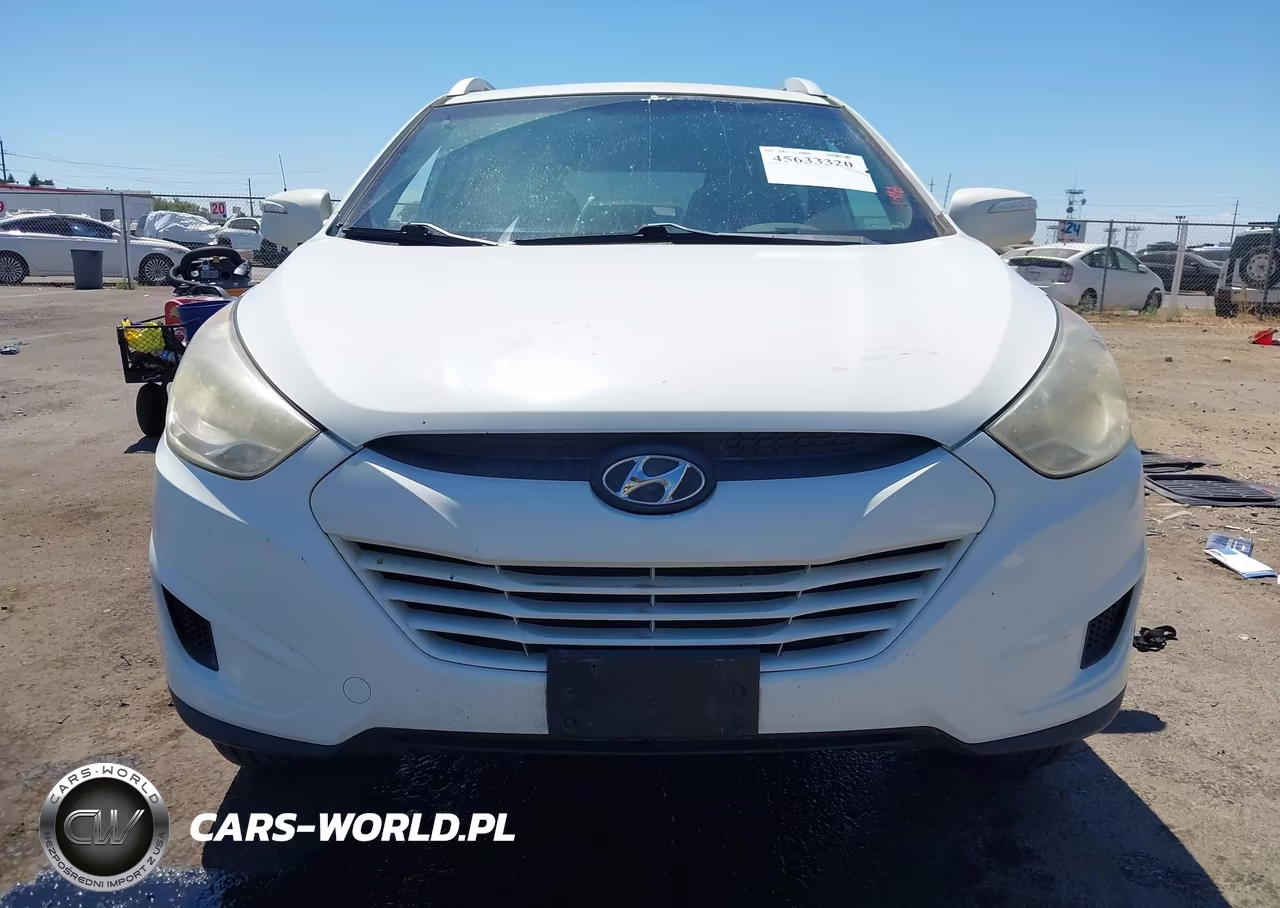2012 Hyundai Tucson Gls VIN:KM8JUCAC1CU531865 - 12