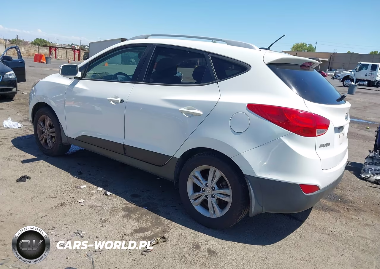 2012 Hyundai Tucson Gls VIN:KM8JUCAC1CU531865 - 3