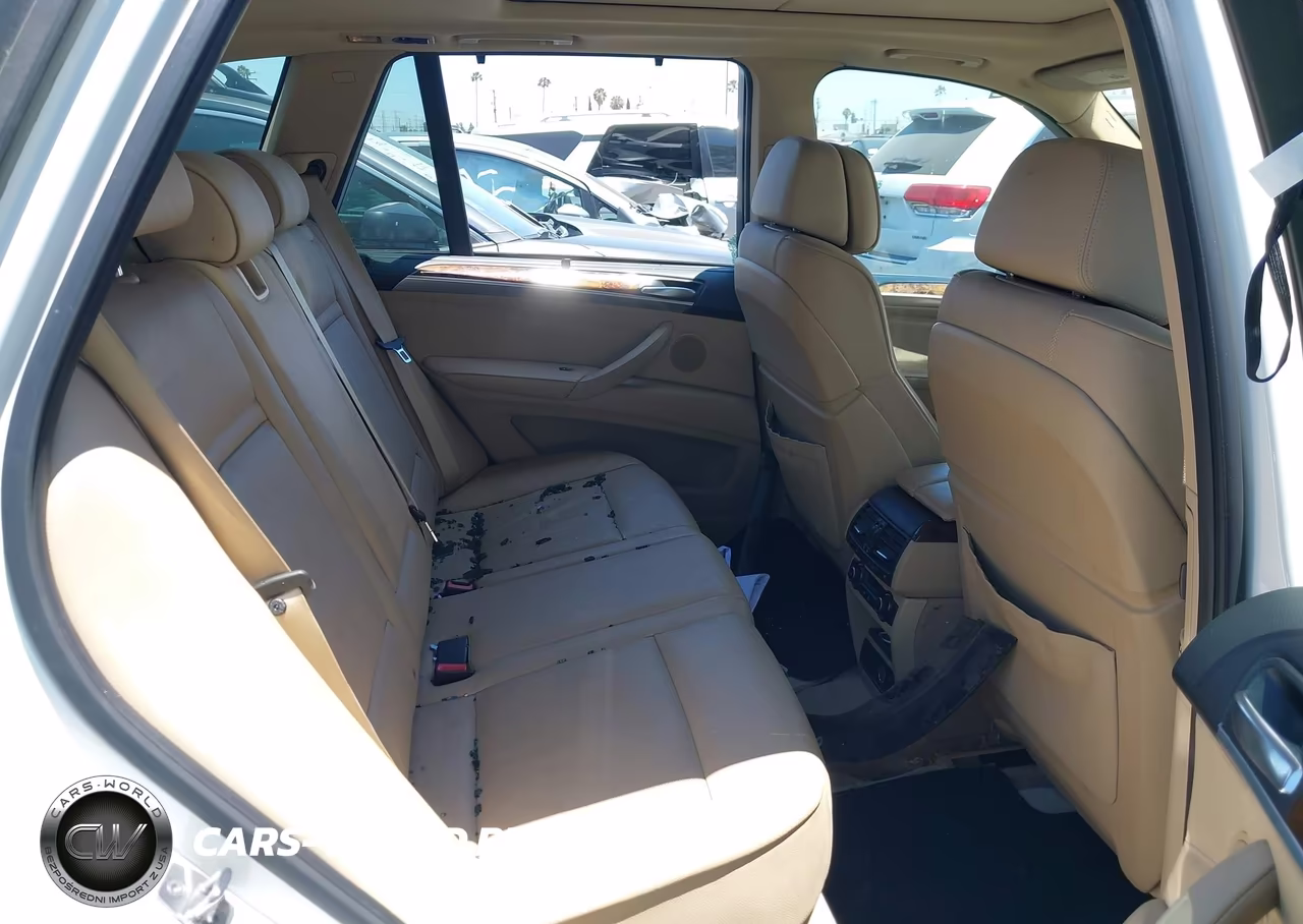 2011 BMW X5 xDrive35D VIN:5UXZW0C51BL371228 - 8