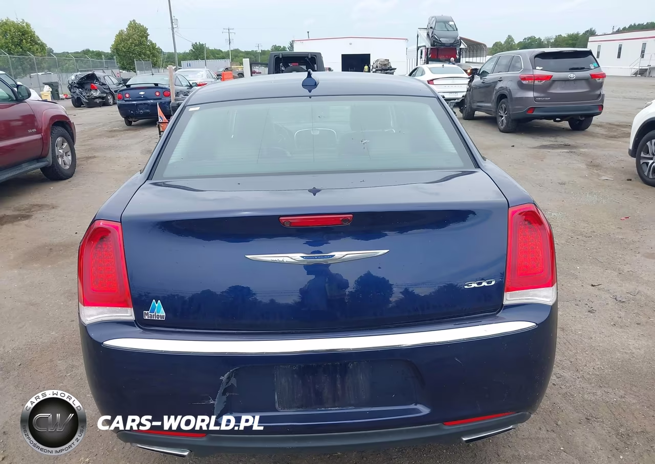 2016 Chrysler 300 Limited VIN:2C3CCAAG2GH268354 - 16
