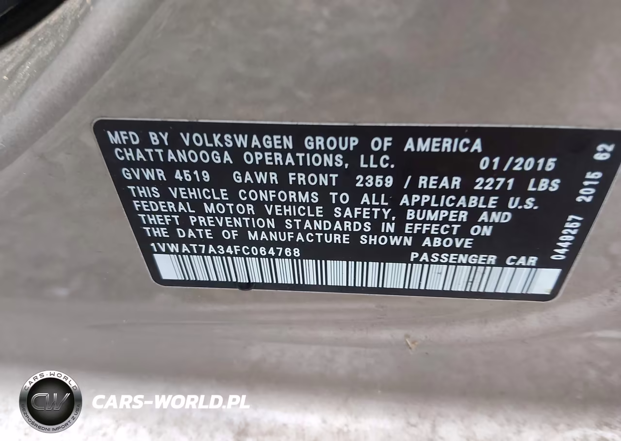 2015 Volkswagen Passat 1.8T Wolfsburg Edition VIN:1VWAT7A34FC064768 - 9