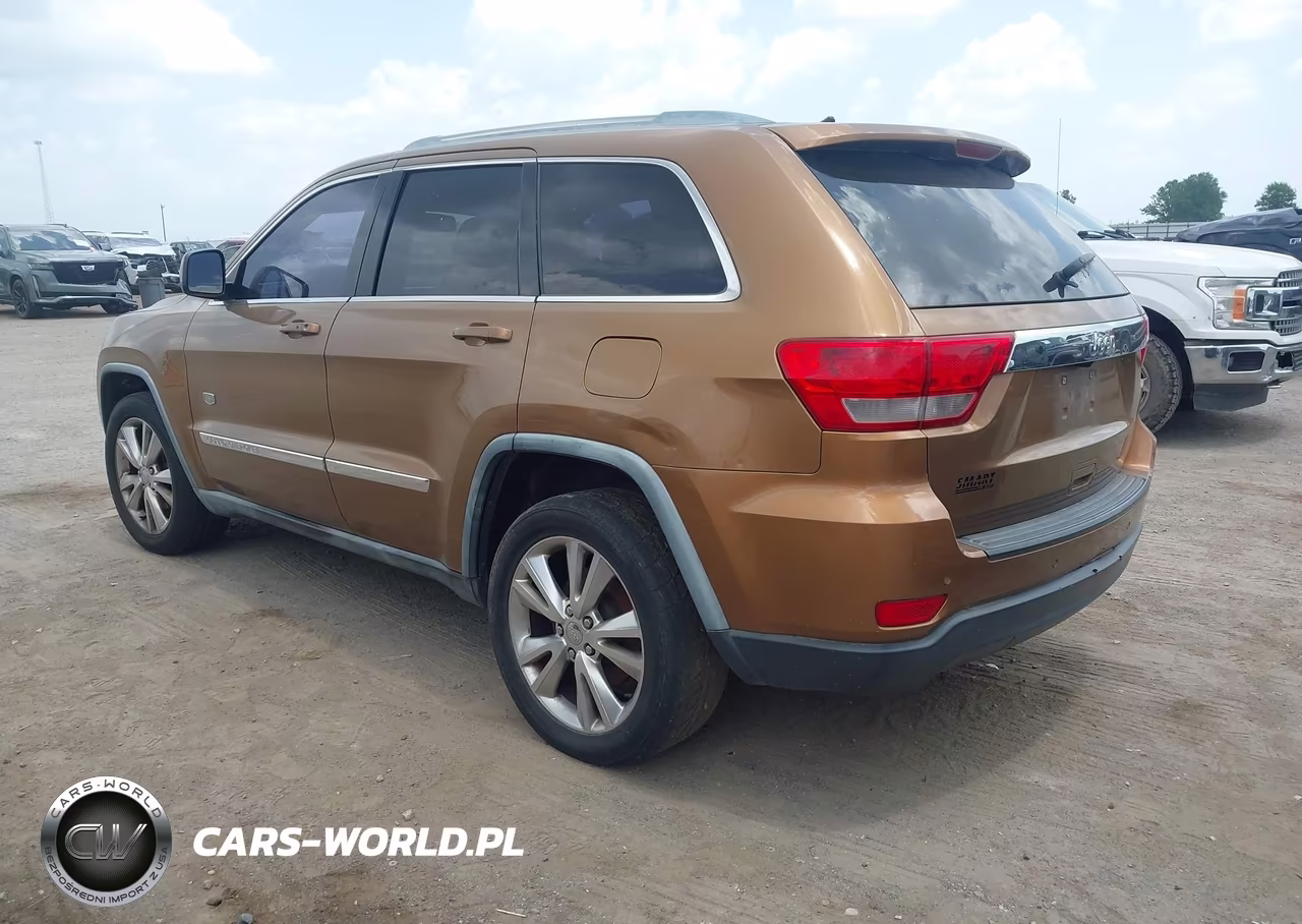 2011 Jeep Grand Cherokee Laredo VIN:1J4RS4GG5BC676483 - 3