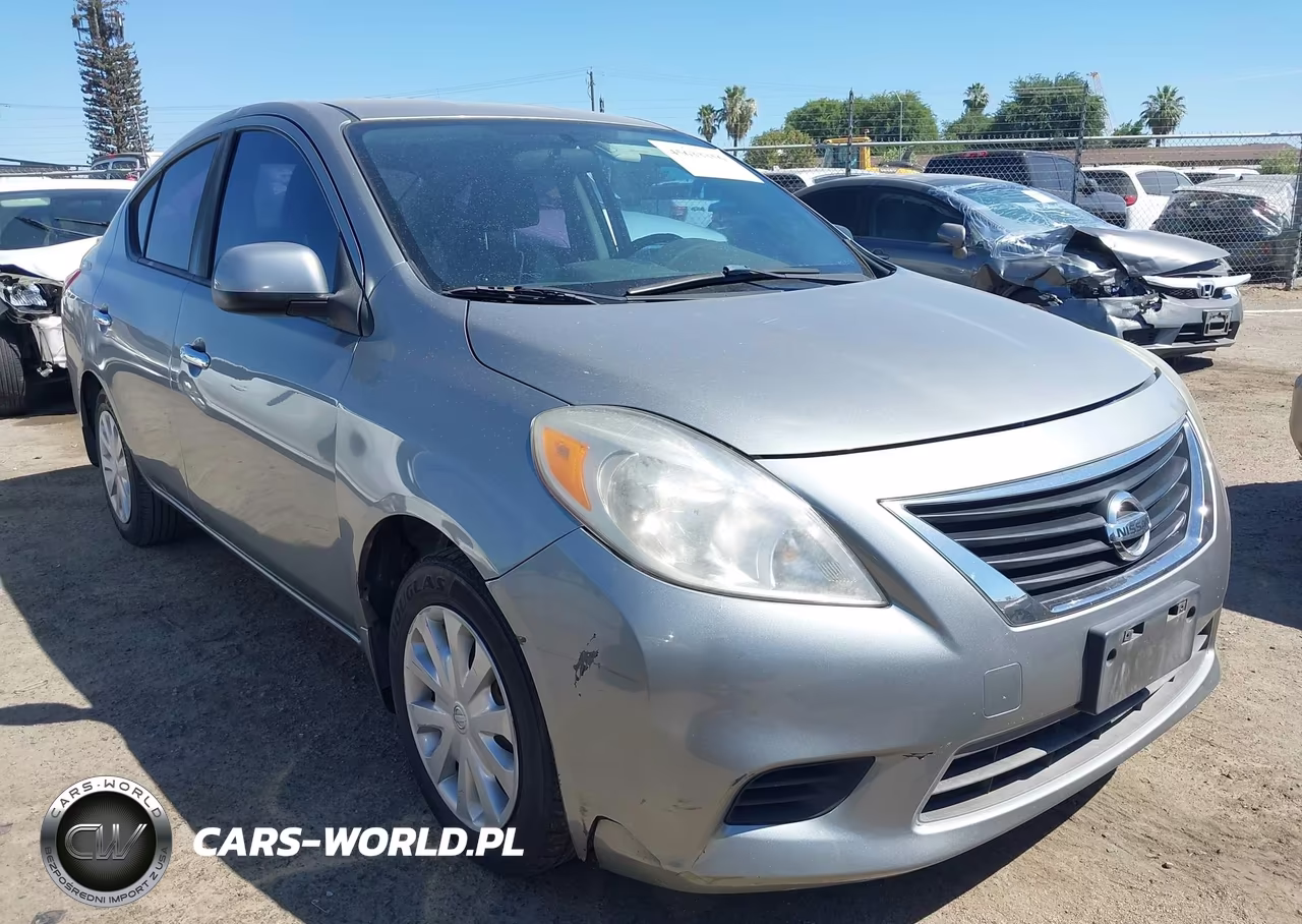 2014 Nissan Versa 1.6 Sv