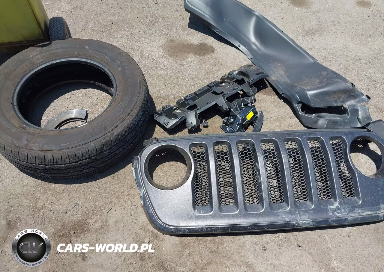 2020 Jeep Wrangler Unlimited Sport 4X4 VIN:1C4HJXDGXLW200403 - 12