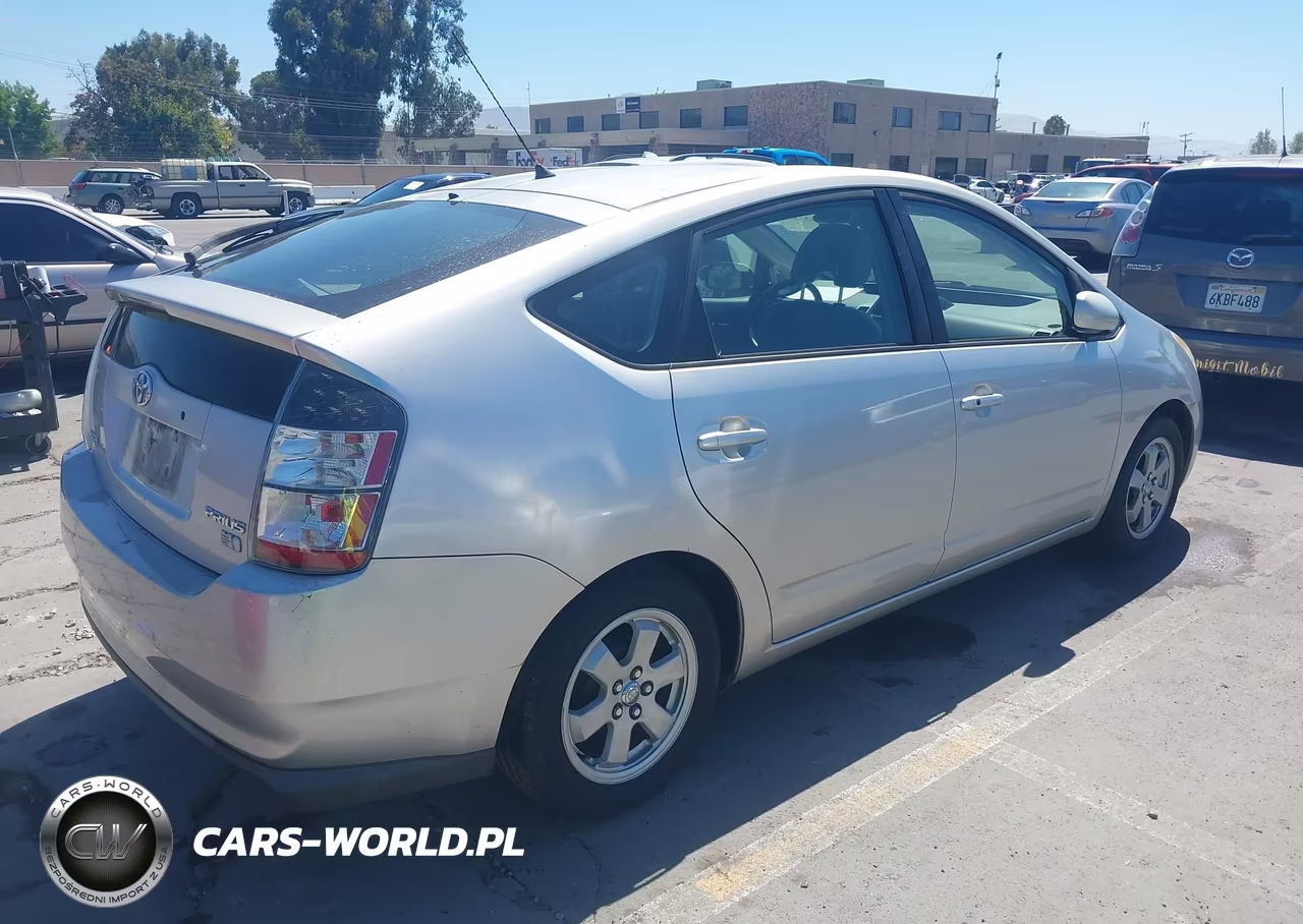2005 Toyota Prius VIN:JTDKB20U857037510 - 4