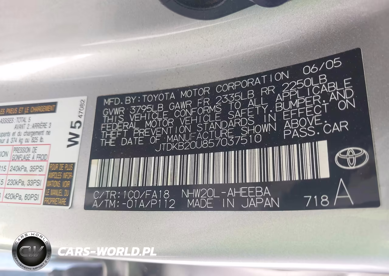 2005 Toyota Prius VIN:JTDKB20U857037510 - 9