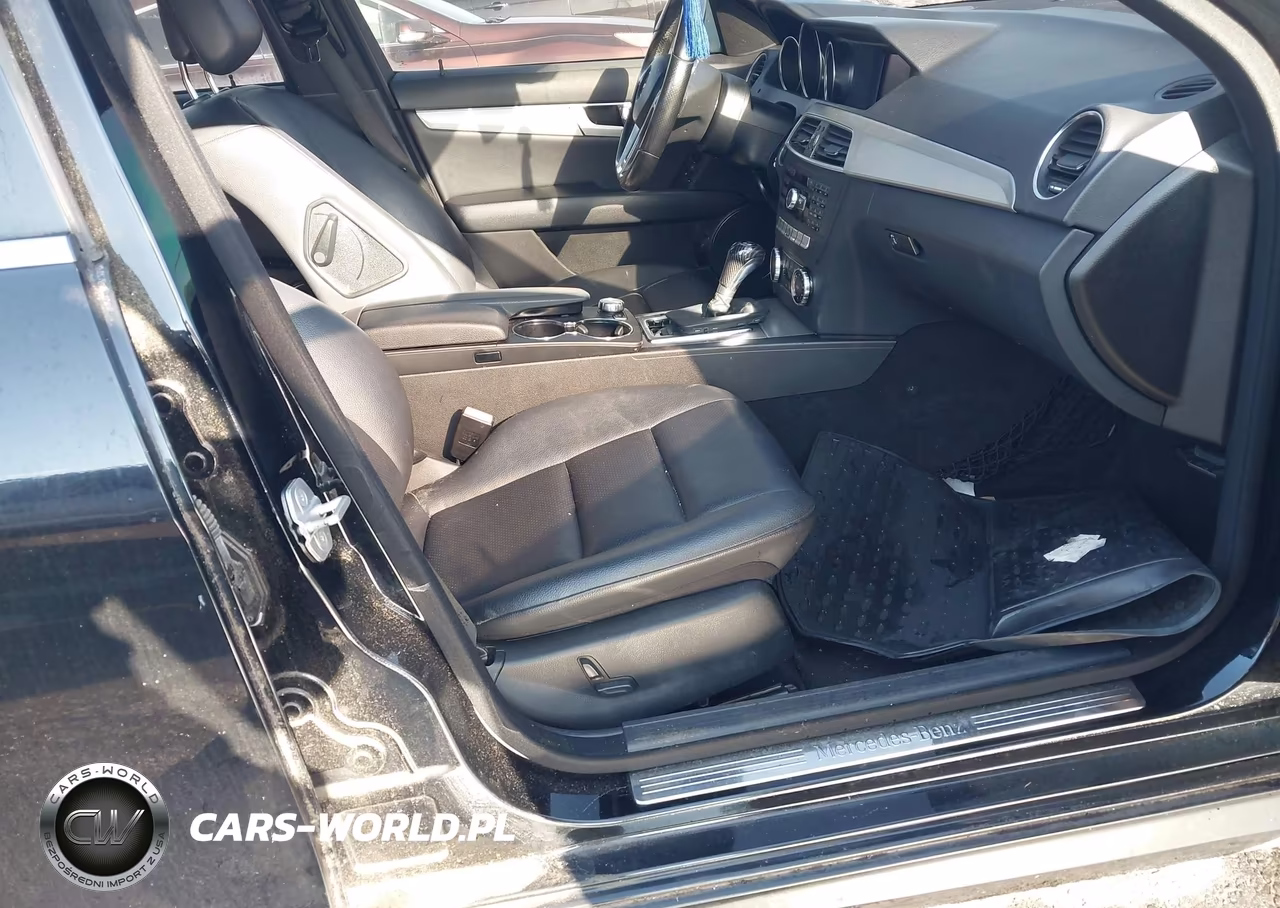 2013 Mercedes-Benz C 250 Sport VIN:WDDGF4HB8DF971217 - 5