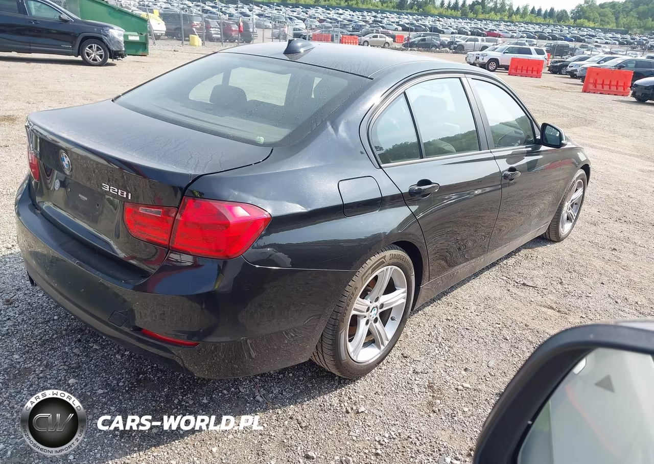 2013 BMW 328I xDrive VIN:WBA3B5C57DF598924 - 4