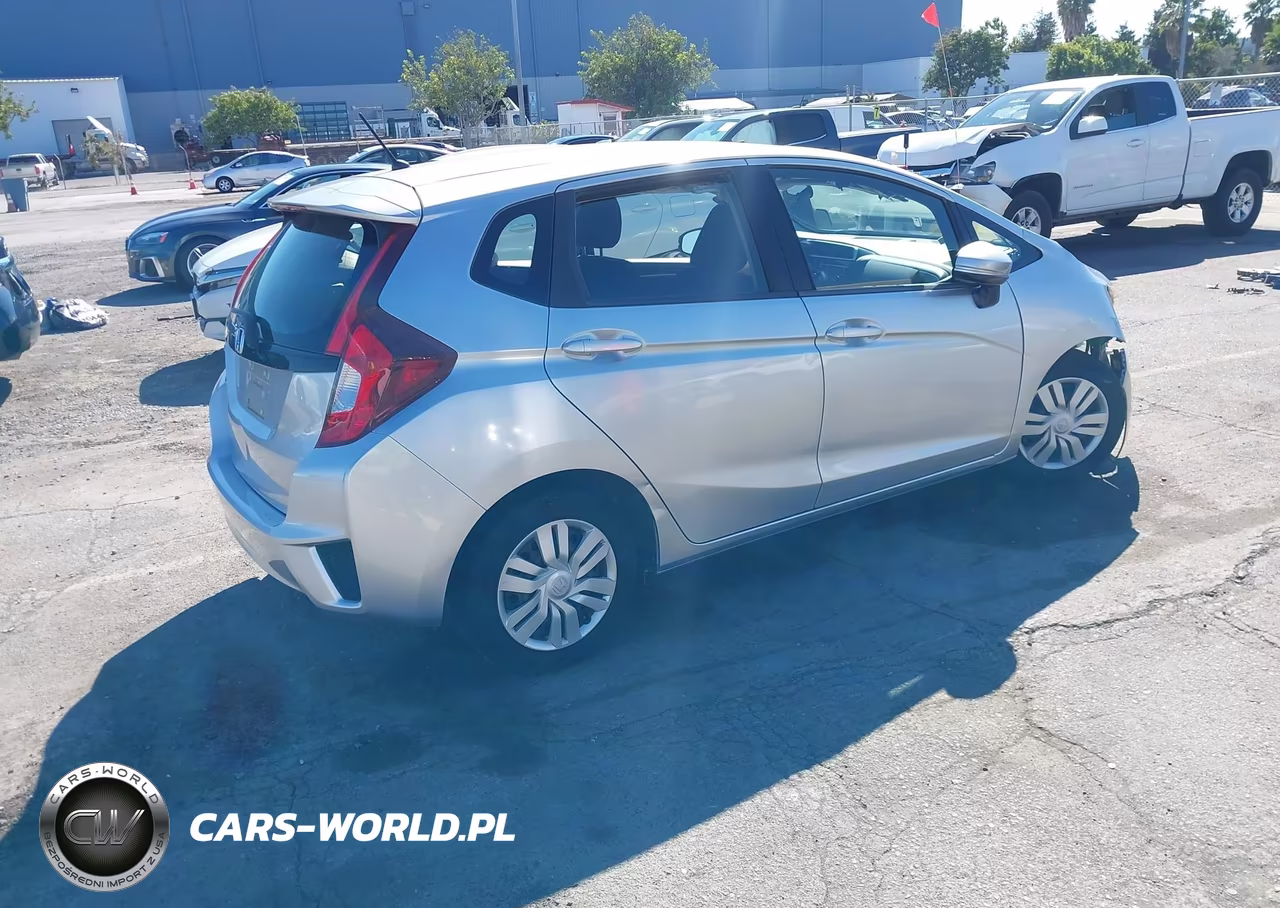 2016 Honda Fit Lx VIN:JHMGK5H53GX008096 - 4