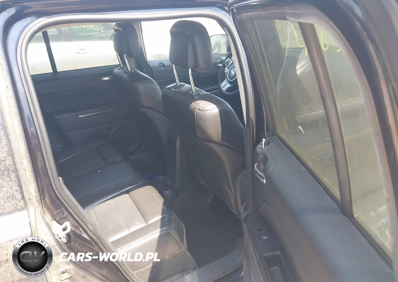 2011 Jeep Patriot Latitude X VIN:1J4NT4GB8BD114426 - 8