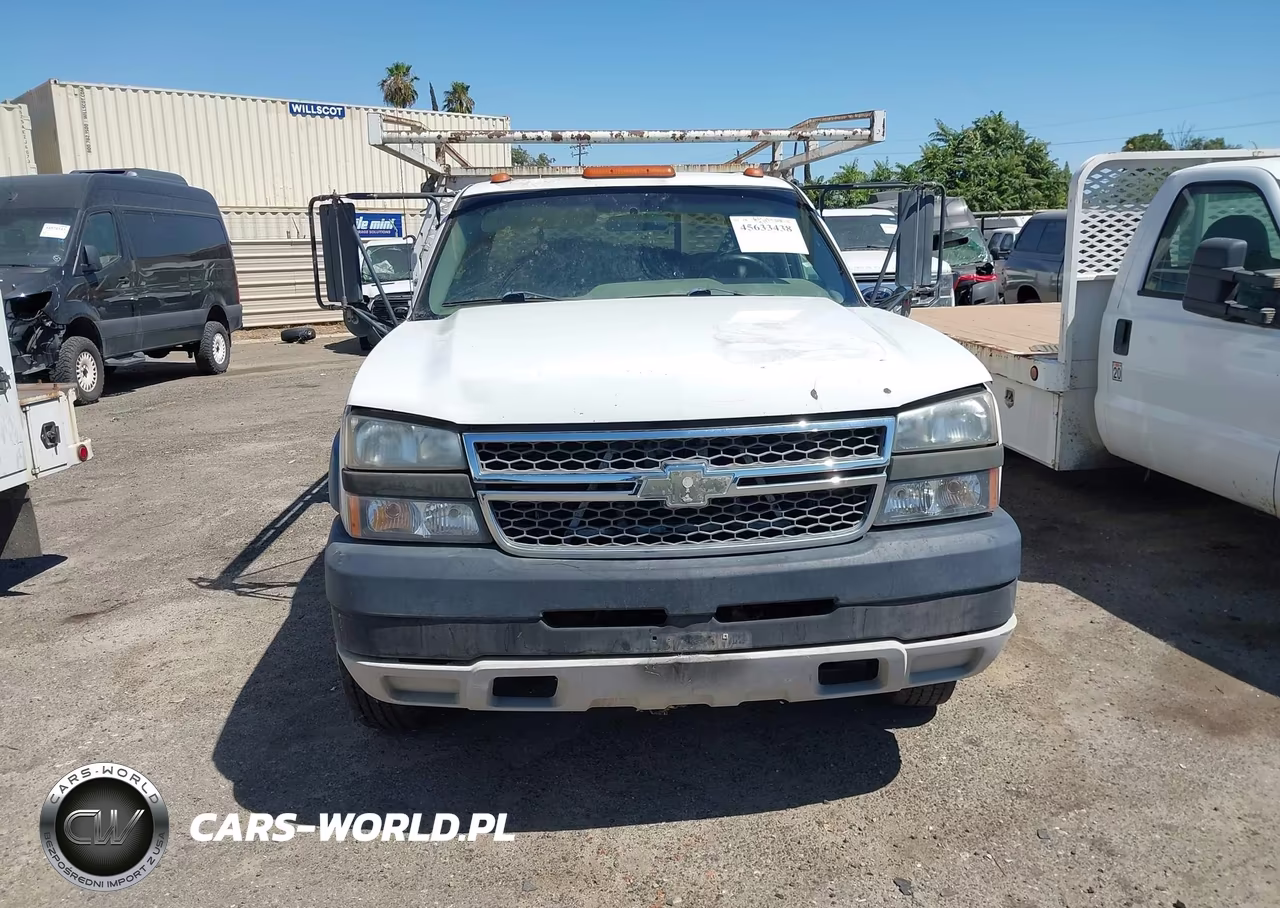 2005 Chevrolet Silverado 3500 VIN:1GBJC33205F944500 - 15