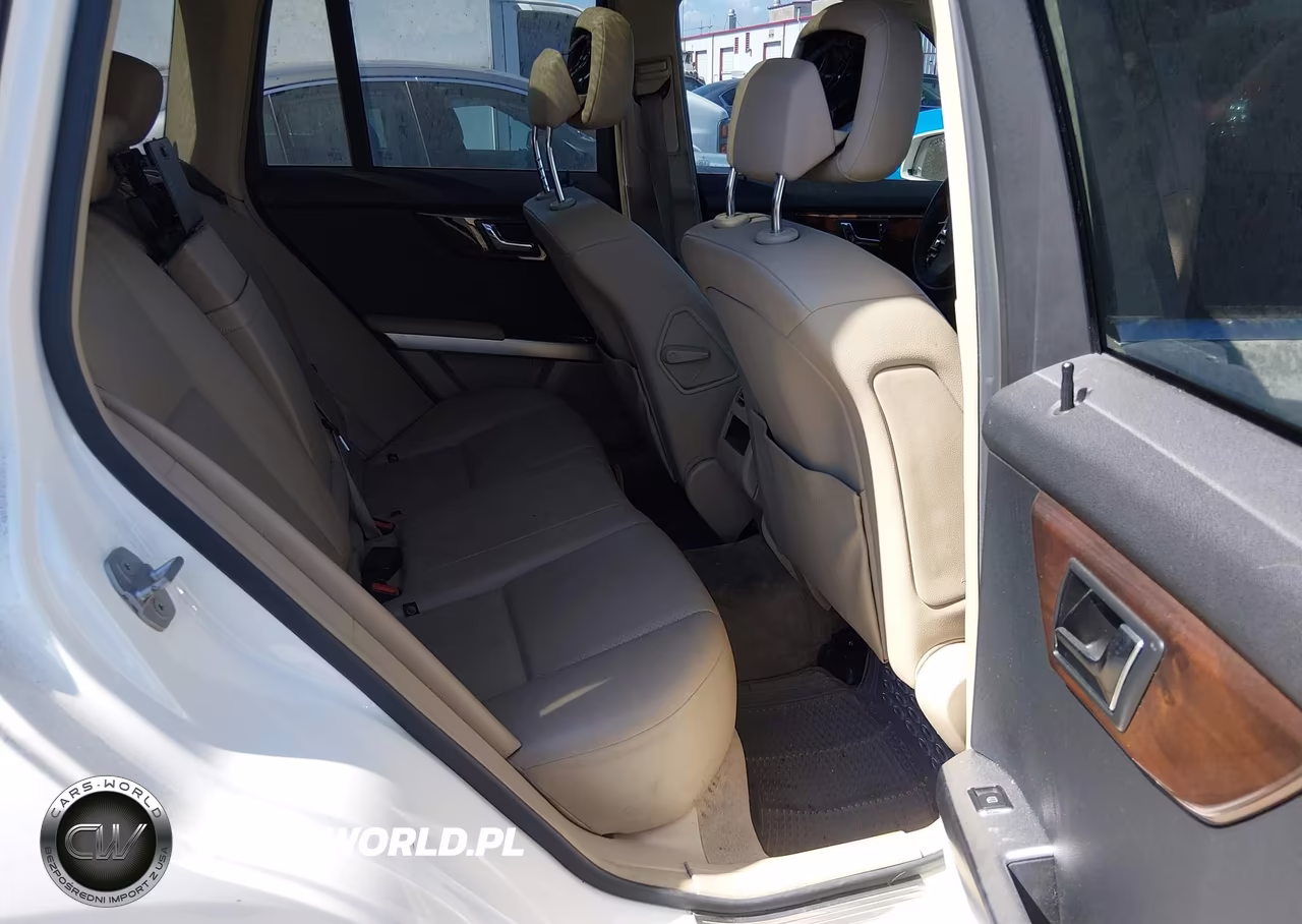 2010 Mercedes-Benz Glk 350 4Matic VIN:WDCGG8HB0AF434197 - 8