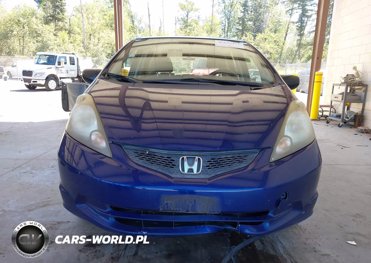 2011 Honda Fit VIN:JHMGE8H32BC019498 - 12