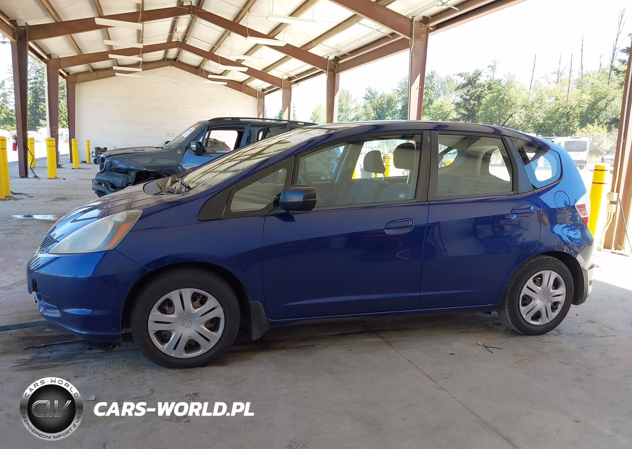 2011 Honda Fit VIN:JHMGE8H32BC019498 - 14