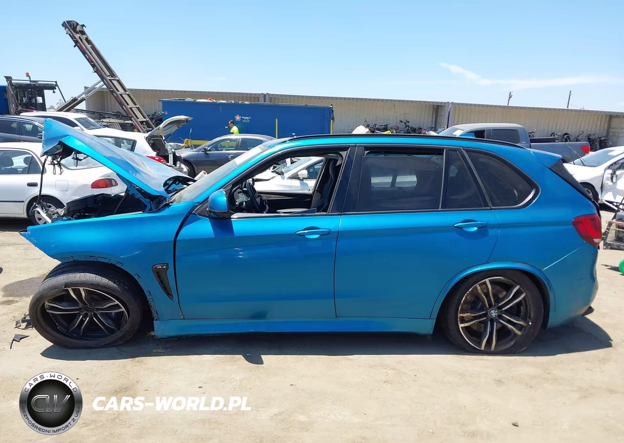 2018 BMW X5 M VIN:5YMKT6C58J0X21315 - 14