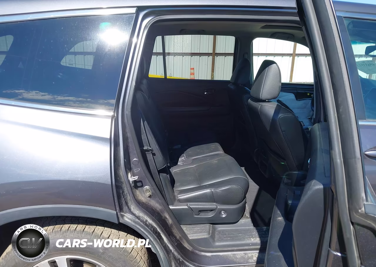 2018 Honda Pilot Ex-L VIN:5FNYF6H57JB028241 - 8