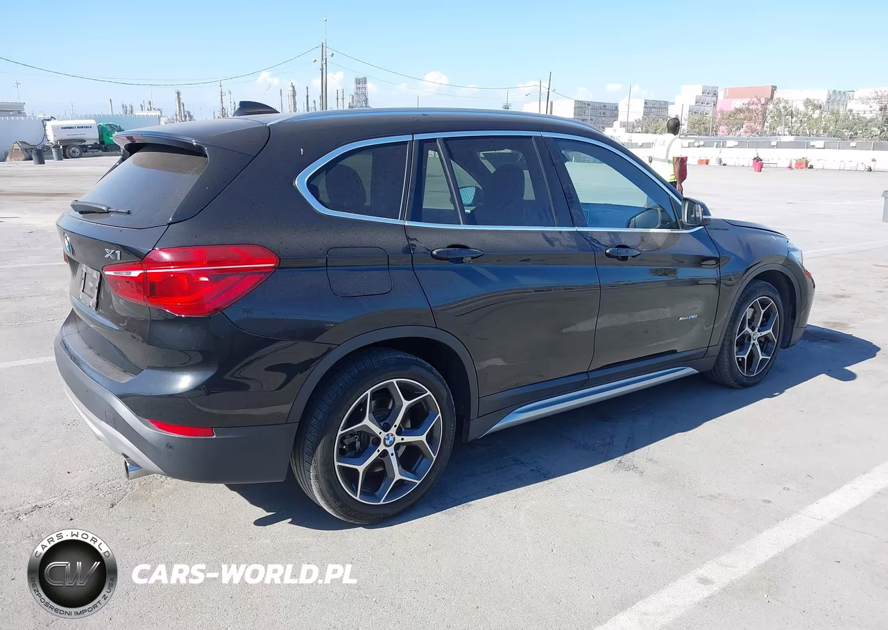 2016 BMW X1 xDrive28I VIN:WBXHT3C35G5E55849 - 4