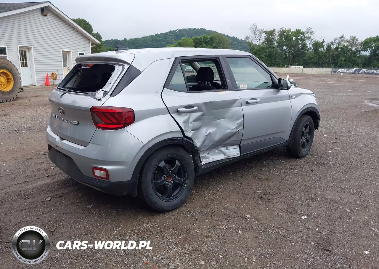 2021 Hyundai Venue Se VIN:KMHRB8A32MU075477 - 4